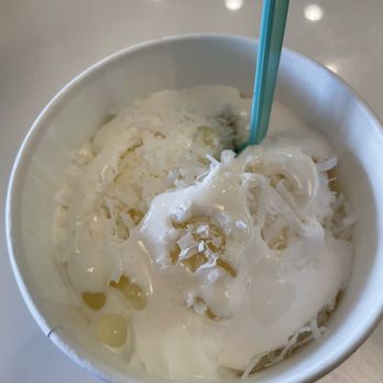 Yogurtini Self Serve - The Sweet Coconut FroYo is ABSOLUTELY DELICIOUS!!! - Ice Cream & Frozen Yogurt Near Me - Goodyear, Arizona