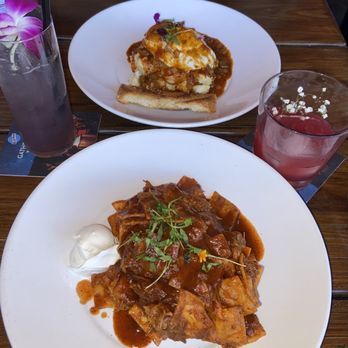 Bosscat Kitchen & Libations - Short Rib Chilaquiles (Not sure if they make these anymore) & SHRIMP AND GRITS (10/10) - New American Near Me - Irvine, California Bosscat Kitchen & Libations - Short Rib Chilaquiles (Not sure if they make these anymore) & SHRIMP AND GRITS (10/10) - New American Near Me - Irvine, California