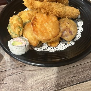 Hana Sushi - Tempura Chicken and Veggies - Sushi Bars Near Me - El Cajon, California Hana Sushi - Tempura Chicken and Veggies - Sushi Bars Near Me - El Cajon, California