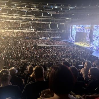 SoFi Stadium - Stadiums & Arenas Near Me - Inglewood, California SoFi Stadium - Stadiums & Arenas Near Me - Inglewood, California