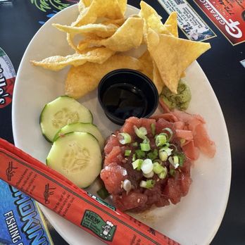 Chuck's Seafood Restaurant - Happy hour appetizer for $10 Tuna poke with fried wontons - Seafood Near Me - Fort Pierce, Florida