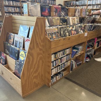 Half Price Books - Records - Books, Mags, Music & Video Near Me - Austin, Texas
