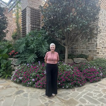 Botanic - Courtyard to restaurants - Southern Near Me - Opelika, Alabama