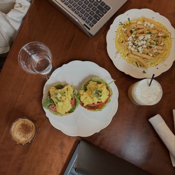 Cafe Amalia - Garden Avocado Egg Sandwich, omelette, cortado - Cafes Near Me - Kirkwood, Missouri