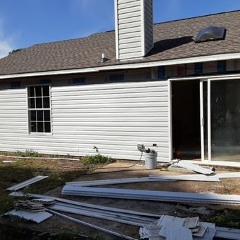 Sellers Home Improvement - New vinyl siding almost finished along with new soffett - Handyman Near Me Sellers Home Improvement - New vinyl siding almost finished along with new soffett - Handyman Near Me