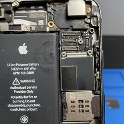 PC Wizard IT Consulting - Damaged motherboard connector iPhone 6. Call us for a free quote.