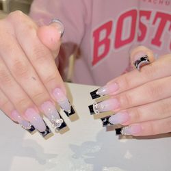 TipTop Nails Spa - Elegant Marble Tips with a Touch of Sparkle