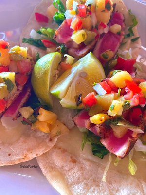 Lahaina Yacht Club by null