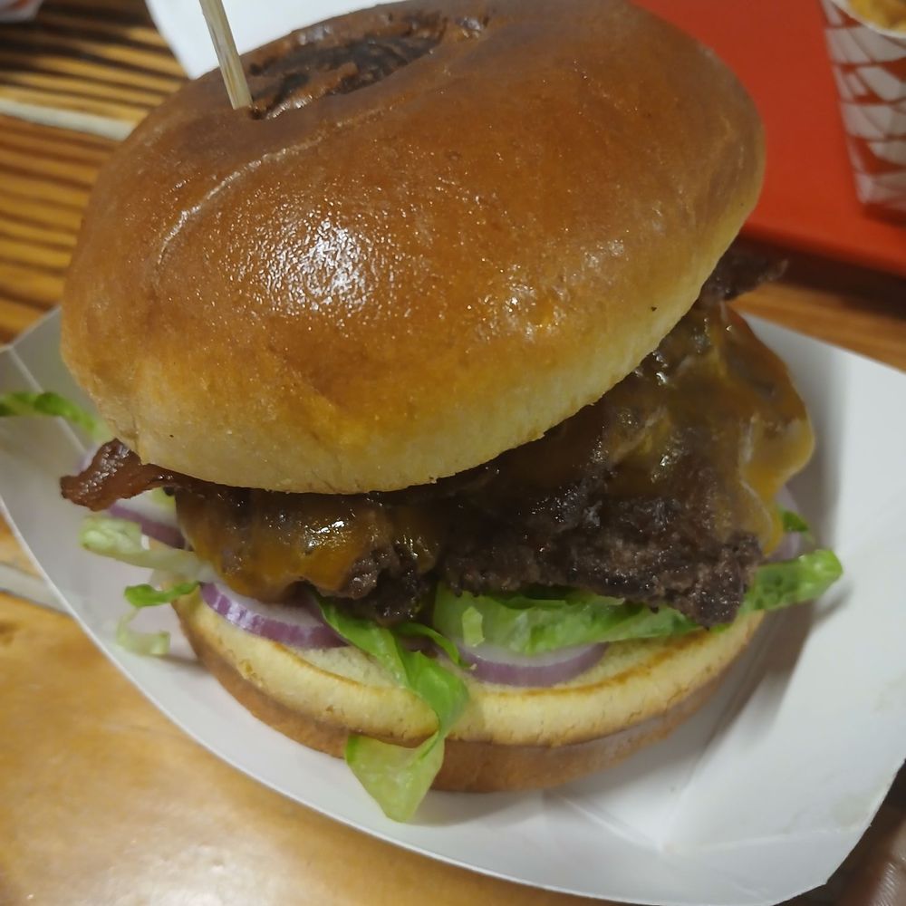 Munchin Burger - Build Your Own B - Burgers Near Me - Baltimore, Maryland Munchin Burger - Build Your Own B - Burgers Near Me - Baltimore, Maryland