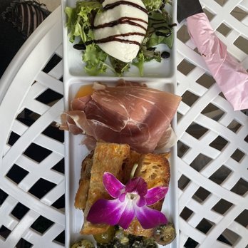 Mrs Coco - Cafes Near Me - Henderson, Nevada Mrs Coco - Cafes Near Me - Henderson, Nevada