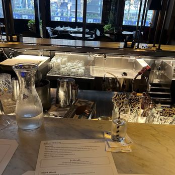 The Davidson - Bar area - French Near Me - Cincinnati, Ohio