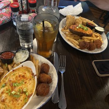 Kingfisher Seafood - Fried shrimp dinner with Mac and cheese side. - Seafood Near Me - Fairhope, Alabama Kingfisher Seafood - Fried shrimp dinner with Mac and cheese side. - Seafood Near Me - Fairhope, Alabama