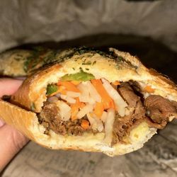 Duc Huong Sandwiches - Thit Nuong