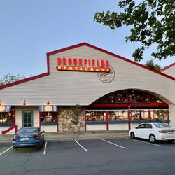 Brookfields Restaurant Rancho Cordova - 04.19.25 storefront