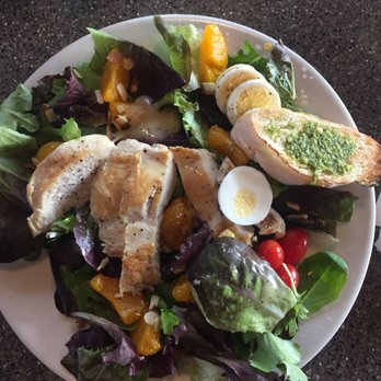 Oak Tree Cafe - California salad - delicious! - Bars Near Me - Albuquerque, New Mexico