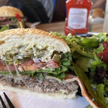 Burgers and Brew - Bacon & Jalapeno Cheeseburger with salad - Burgers Near Me - Davis, California Burgers and Brew - Bacon & Jalapeno Cheeseburger with salad - Burgers Near Me - Davis, California