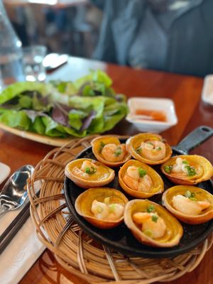 Mẹ Và Con Vietnamese Kitchen by null