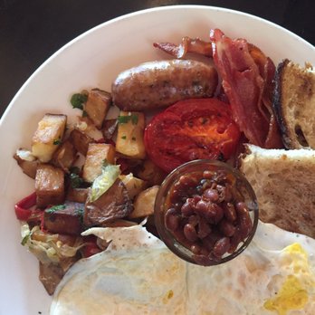 Drake Devonshire - Drake breakfast $17 - Hotels Near Me - Wellington, Ontario