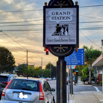 Grand Station - Shopping Centers Near Me - Alameda, California