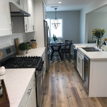 Flooring America - a kitchen and dining room - Carpeting Near Me - Simi Valley, California Flooring America - a kitchen and dining room - Carpeting Near Me - Simi Valley, California