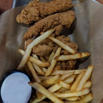 Buffalo Wild Wings - Kids chicken fingers and fries - American Near Me - Gallipolis, Ohio