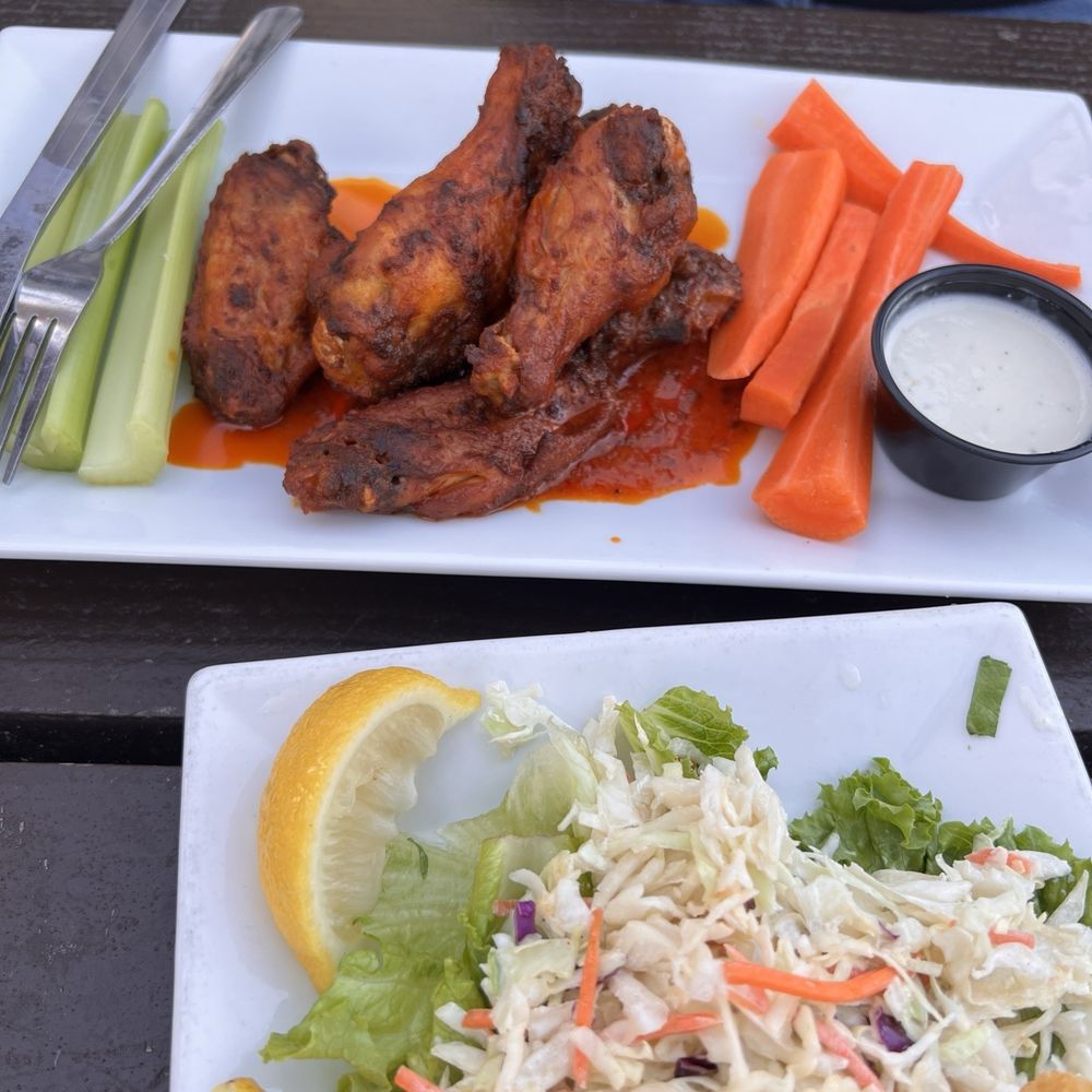 Solvang Brewing Company - Wings... just okay - Breweries Near Me - Solvang, California Solvang Brewing Company - Wings... just okay - Breweries Near Me - Solvang, California