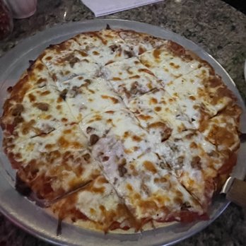 Geno's Bar & Grill - Pepperoni & Hamburger - American Near Me - Omaha, Nebraska Geno's Bar & Grill - Pepperoni & Hamburger - American Near Me - Omaha, Nebraska