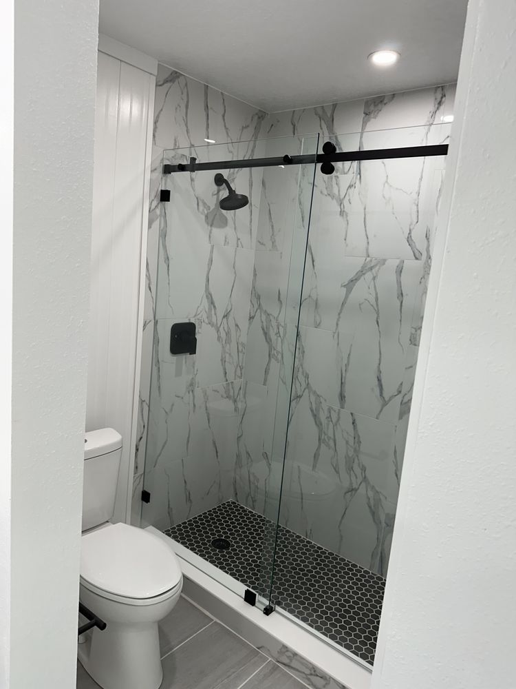 Slide of Elliotts Elite Home Solutions