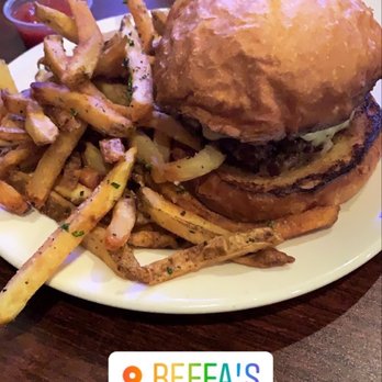 Beffa's Bar & Restaurant - Wednesday Smash burger deals! - Sports Bars Near Me - St. Louis, Missouri Beffa's Bar & Restaurant - Wednesday Smash burger deals! - Sports Bars Near Me - St. Louis, Missouri