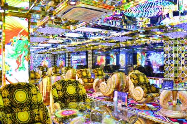 New Robot Restaurant Show by null