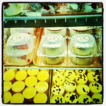 El Bolillo Bakery - Bakeries Near Me - Houston, Texas