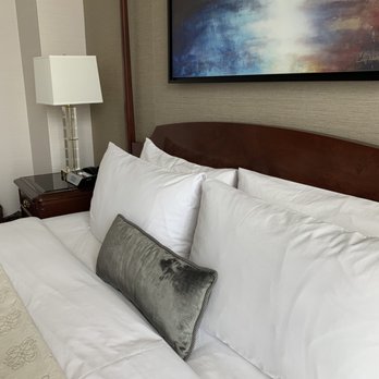 Magnolia Hotel & Spa - Hotels Near Me - Victoria, British Columbia Magnolia Hotel & Spa - Hotels Near Me - Victoria, British Columbia