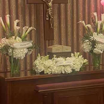 Abbott Florist - $900 worth of flowers - sorry but they are taking advantage of those in mourning - Florists Near Me - Turnersville, New Jersey Abbott Florist - $900 worth of flowers - sorry but they are taking advantage of those in mourning - Florists Near Me - Turnersville, New Jersey