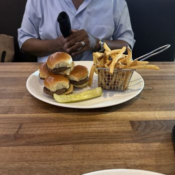 Yard House - Sliders - New American Near Me - Mclean, Virginia Yard House - Sliders - New American Near Me - Mclean, Virginia