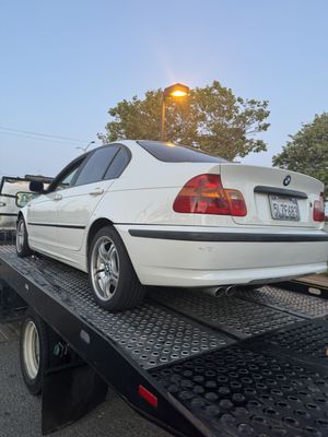 Flatbed Towing for Secure Transport - Safeguard your vehicle with our premium flatbed towing. Ideal for luxury cars, motorcycles, and heavy-duty vehicles, we ensure secure and damage-free transport every time. Flatbed Towing for Secure Transport - Safeguard your vehicle with our premium flatbed towing. Ideal for luxury cars, motorcycles, and heavy-duty vehicles, we ensure secure and damage-free transport every time.