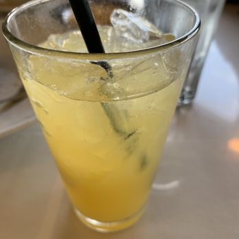 Arnies Restaurant Edmonds - Peach Cooler - Seafood Near Me - Edmonds, Washington Arnies Restaurant Edmonds - Peach Cooler - Seafood Near Me - Edmonds, Washington