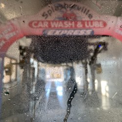 Splasherville Car Wash & Lube Express - 11/18/2022:  Truck Wash.