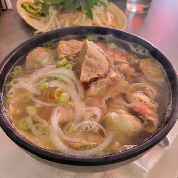 Pho Long - Pho Dac Biet ($17.99) - Vietnamese Near Me - Saint Louis, Missouri