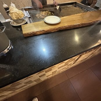 Central Buffet - The hibachi area - Buffets Near Me - Baton Rouge, Louisiana