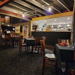 Chase's Restaurant *Old Town La Verne* - Dinner time!