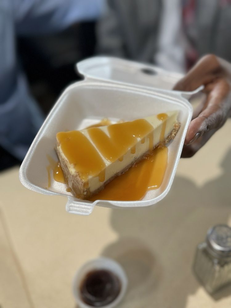 EJ’S SOUL FOOD AND VEGAN RESTAURANT Updated October 2024 79 Photos