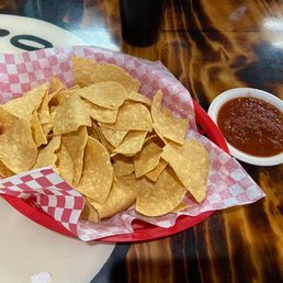 chips and salsa (small) chips and salsa (small)