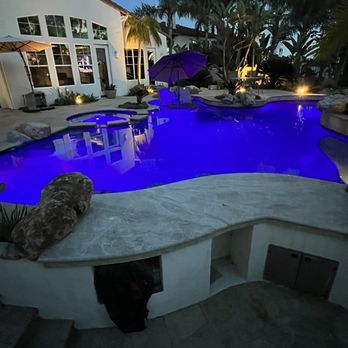 Del Rancho Pool & Spa - Night lights - Pool Cleaners Near Me - Encinitas, California Del Rancho Pool & Spa - Night lights - Pool Cleaners Near Me - Encinitas, California