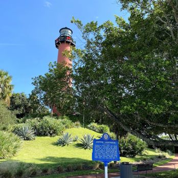Jupiter Inlet Lighthouse and Museum - Landmarks & Historical Buildings Near Me - Jupiter, Florida