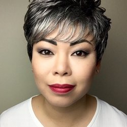 Amazing Faces - Lip Tattoo: even upper lip curve