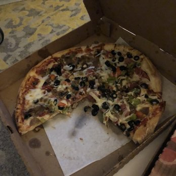 King's Pizza & Grill - Deluxe - Pizza Near Me - Clearwater Beach, Florida King's Pizza & Grill - Deluxe - Pizza Near Me - Clearwater Beach, Florida