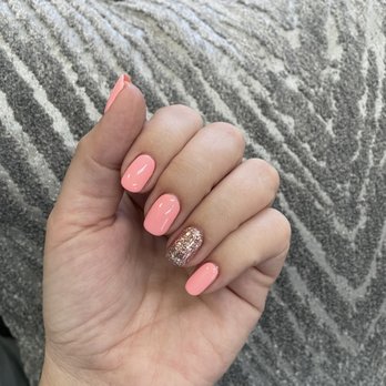 Daisy Nail and Spa - Beautiful no-chip mani by Grace - Massage Near Me - Wheeling, Illinois