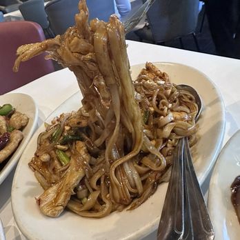 China Cafe - Chow Fun - Chinese Near Me - Novi, Michigan