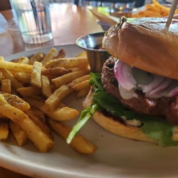 Twin Peaks - Beyond burger - New American Near Me - Lakewood, Colorado Twin Peaks - Beyond burger - New American Near Me - Lakewood, Colorado