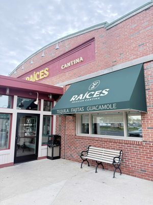 Raíces Mexican Cantina by null
